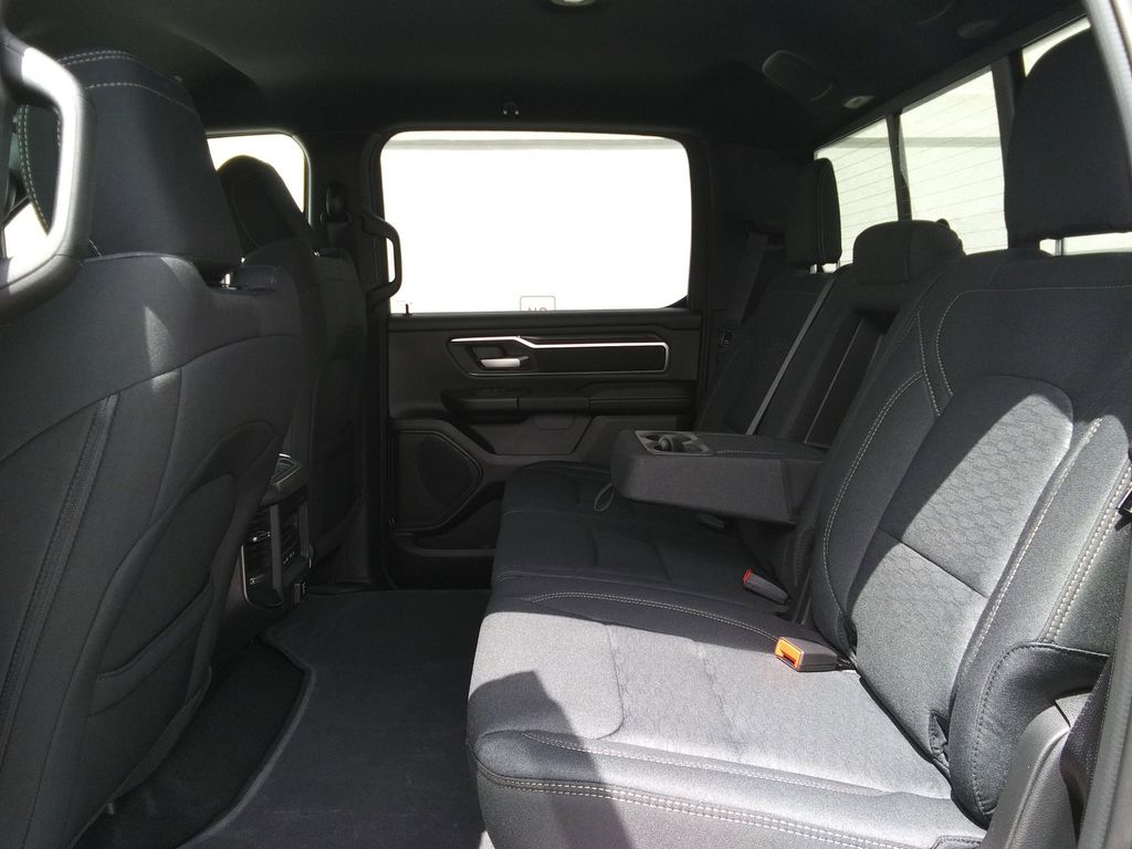 صورة 9 لـ 2026 RAM 1500 BIG HORN/LONE STAR