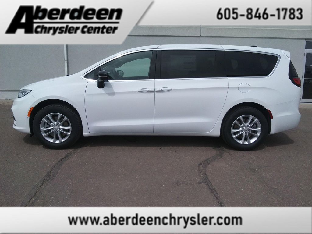 New 2026 Chrysler Pacifica L