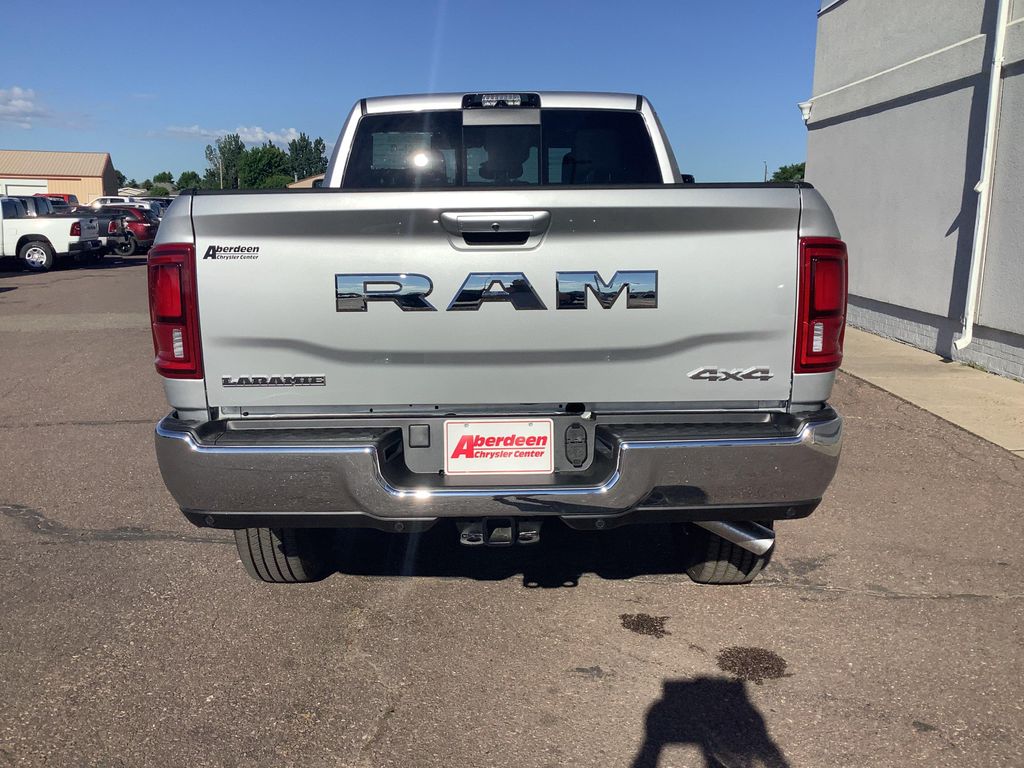 صورة 6 لـ 2026 RAM 2500 LARAMIE CREW CAB 4X4 6'4' BOX