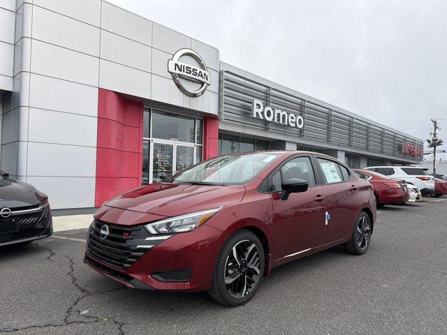 New 2025 Nissan Versa 1.6 SR