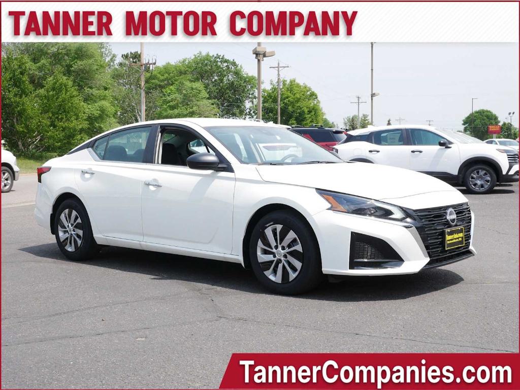 New 2025 Nissan Altima S