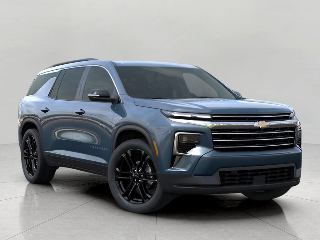 New 2026 Chevrolet Traverse LT