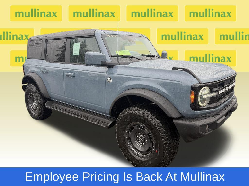 New 2025 Ford Bronco Outer Banks