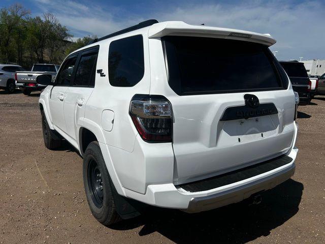 TOYOTA 4RUNNER - 3