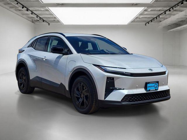 2026 Toyota C-HR SE — фото 7