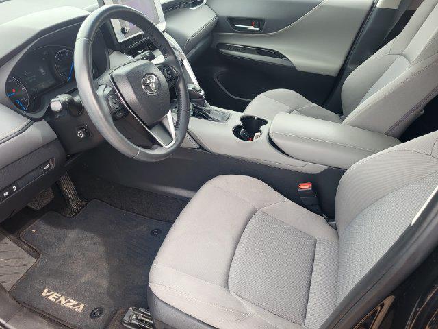 2024 Toyota VENZA LE — миниатюра 12