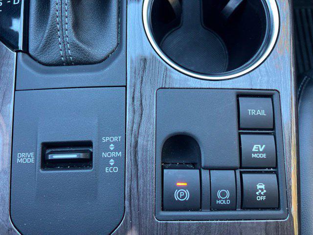 صورة مصغرة 22 لـ 2024 Toyota HIGHLANDER HYBRID LIMITED