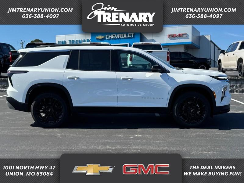 New 2027 Chevrolet Traverse LT