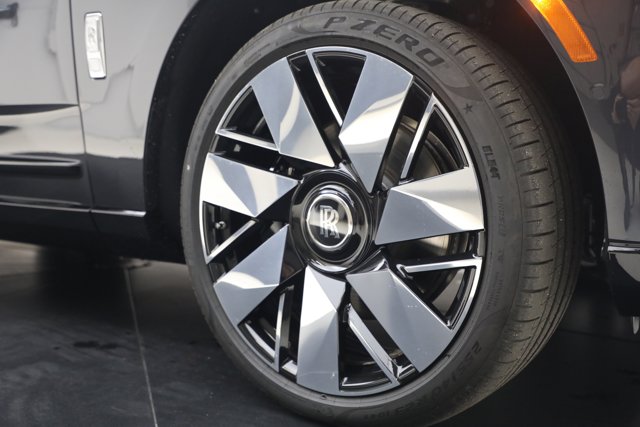 صورة مصغرة 15 لـ 2026 ROLLS-ROYCE CULLINAN SUV