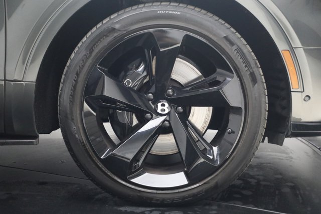 2022 Bentley BENTAYGA V8 缩略图 16