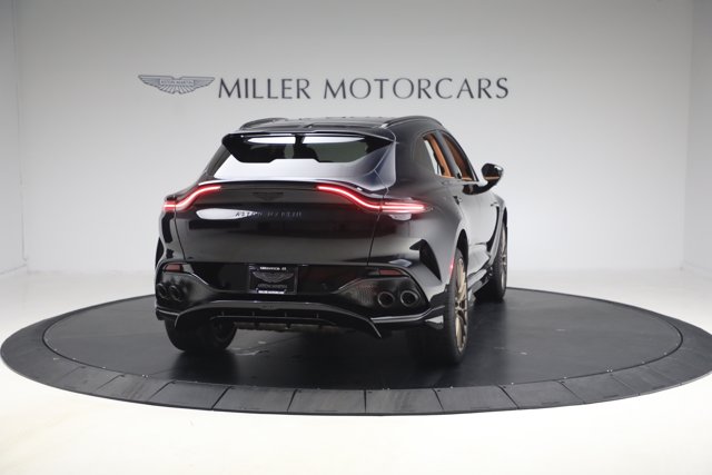 2026 Aston Martin DBX 707 照片 7