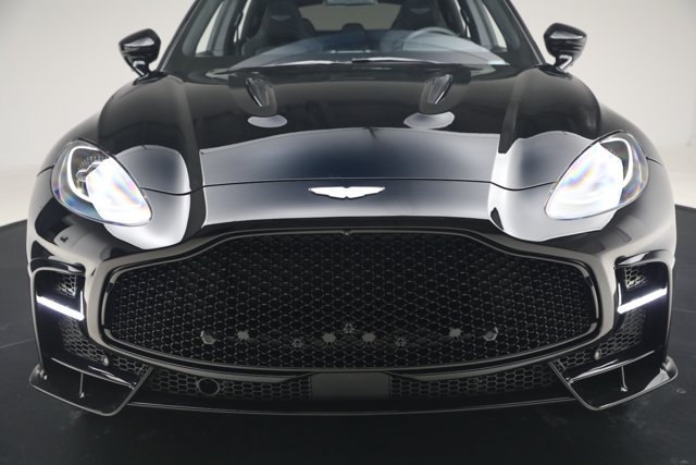 2026 Aston Martin DBX S — миниатюра 30