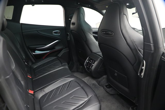 2026 Aston Martin DBX S 缩略图 23