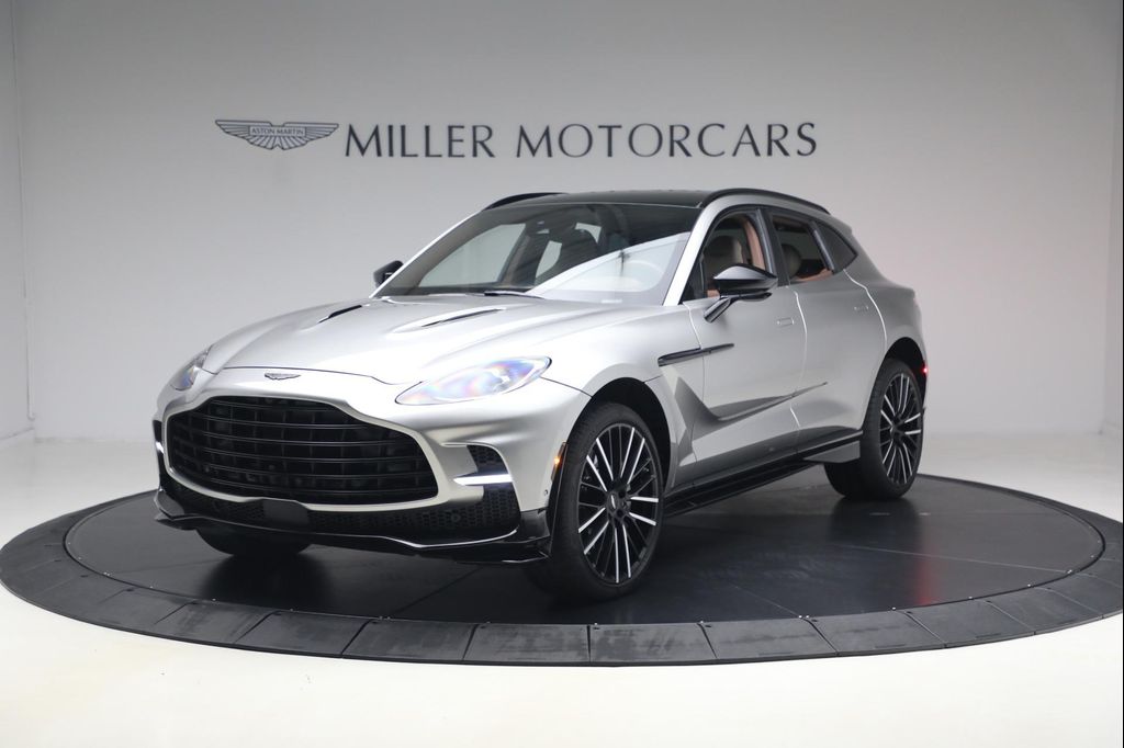 2023 Aston Martin DBX