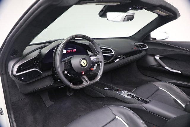 صورة مصغرة 15 لـ 2025 Ferrari 296 GTS CONVERTIBLE