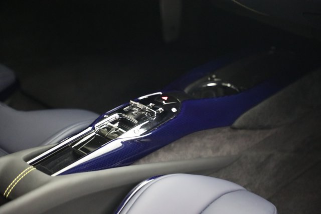 2025 Ferrari 296 GTB COUPE 缩略图 23