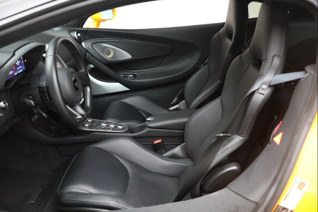 صورة 15 لـ 2023 Mclaren GT COUPE