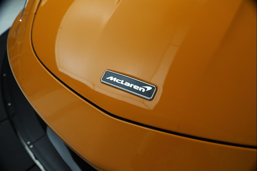 صورة 38 لـ 2023 Mclaren GT COUPE