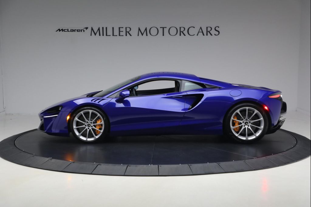 صورة 3 لـ 2024 Mclaren ARTURA VISION