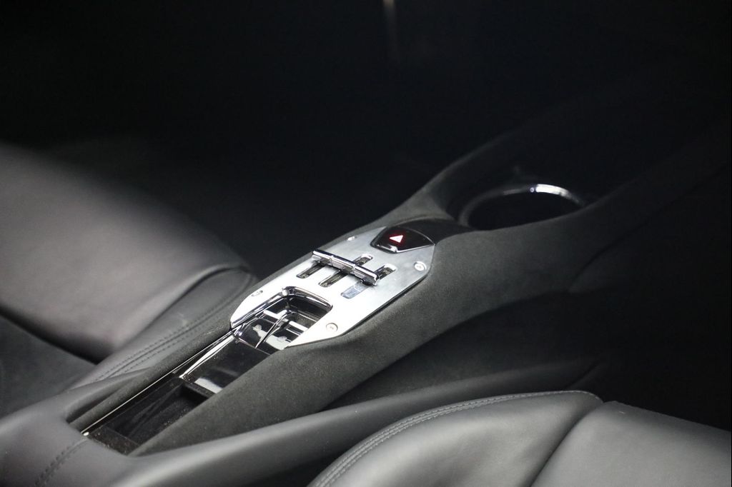 صورة 21 لـ 2024 Ferrari 296 GTB COUPE