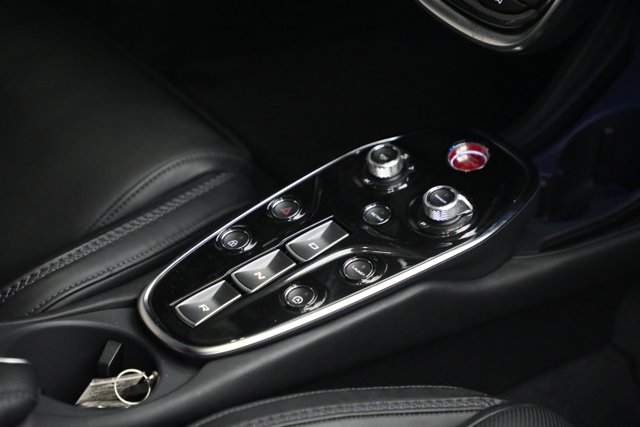 صورة مصغرة 29 لـ 2022 Mclaren GT COUPE