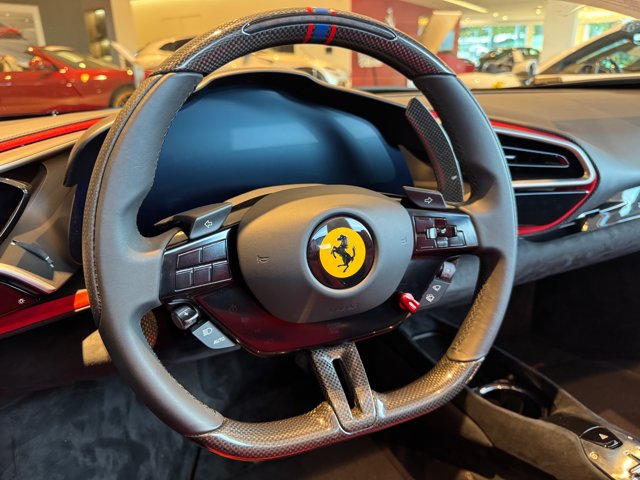2025 Ferrari 296 GTS CONVERTIBLE 缩略图 20