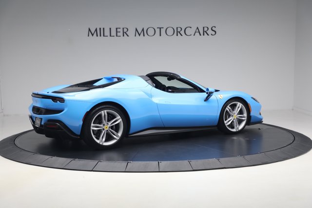 صورة 9 لـ 2025 Ferrari 296 GTS CONVERTIBLE