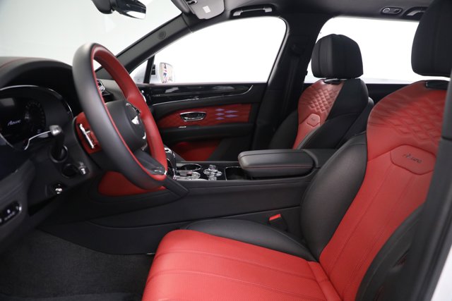 2025 Bentley BENTAYGA AZURE V8 缩略图 16