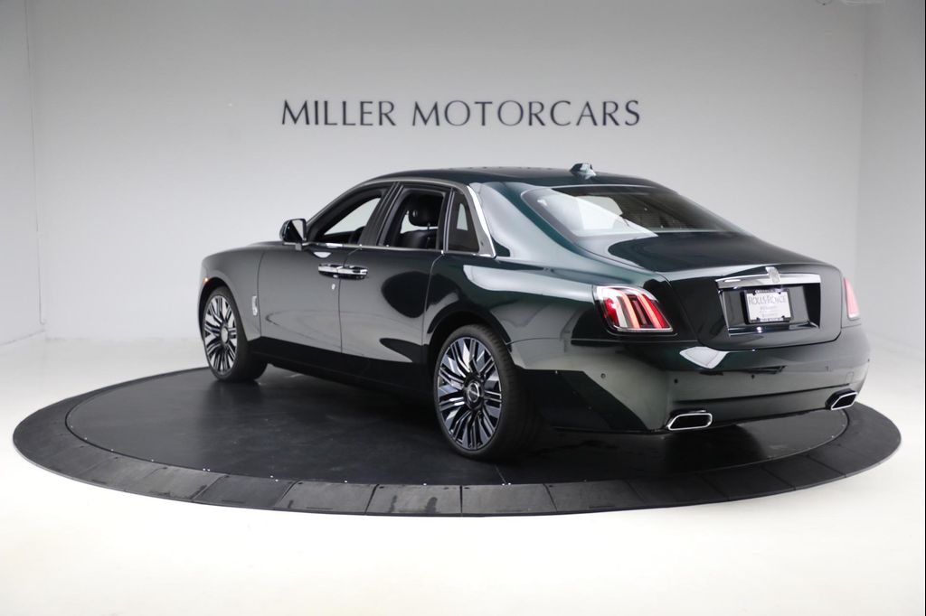 2026 ROLLS-ROYCE GHOST SEDAN — фото 8