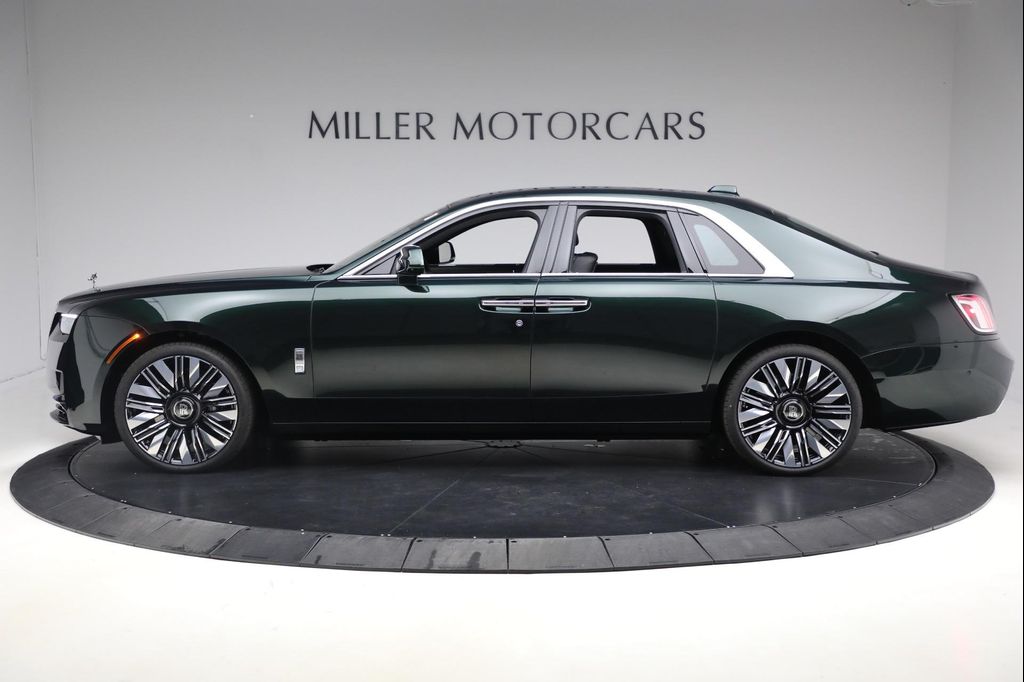 2026 ROLLS-ROYCE GHOST SEDAN — фото 6