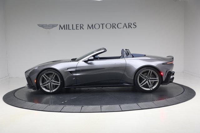 2026 Aston Martin VANTAGE S ROADSTER 照片 3