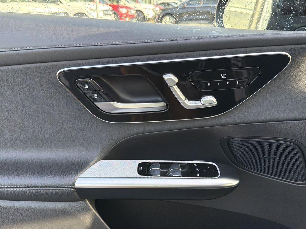 صورة مصغرة 27 لـ 2024 Mercedes-BENZ GLC