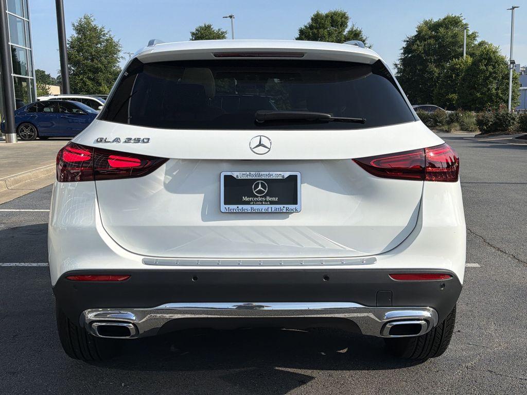 صورة 4 لـ 2026 Mercedes-BENZ GLA