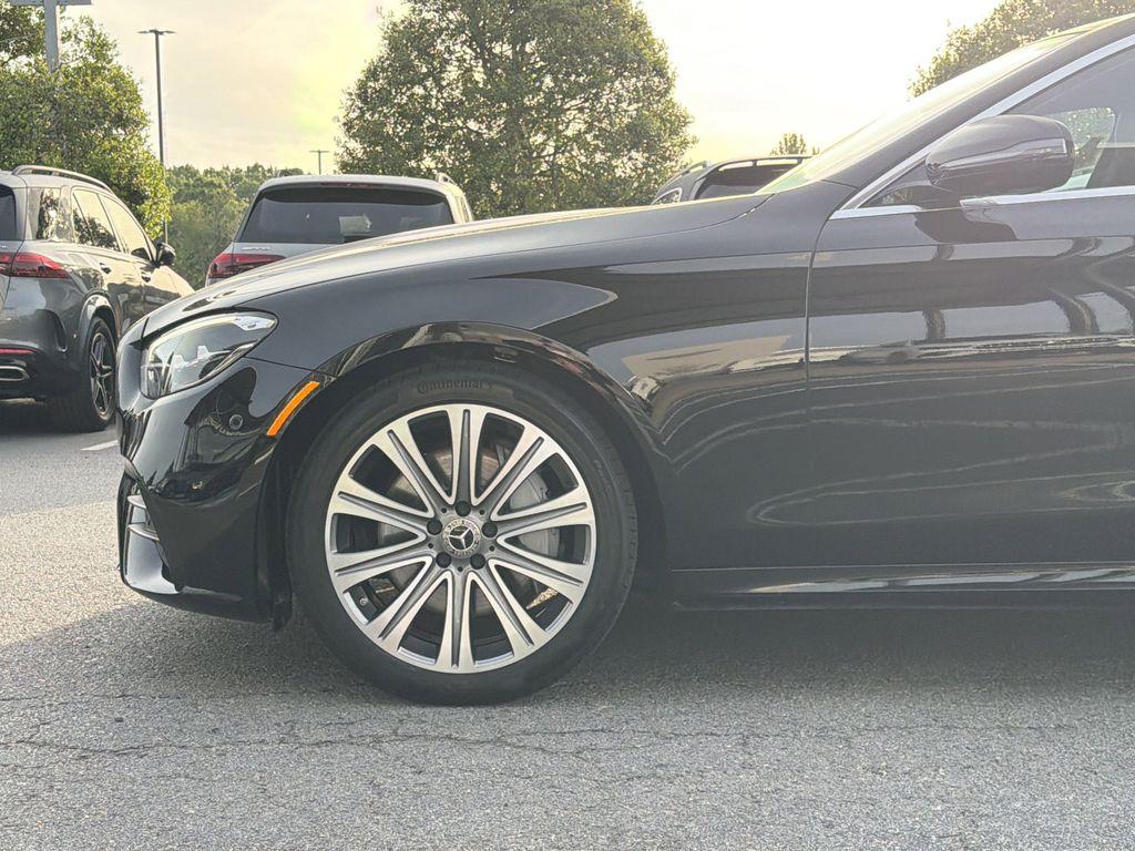 MERCEDES-BENZ E-CLASS - 9