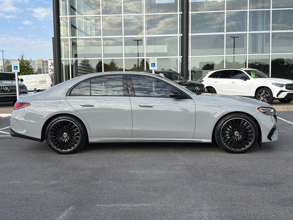 MERCEDES-BENZ E-CLASS - 2