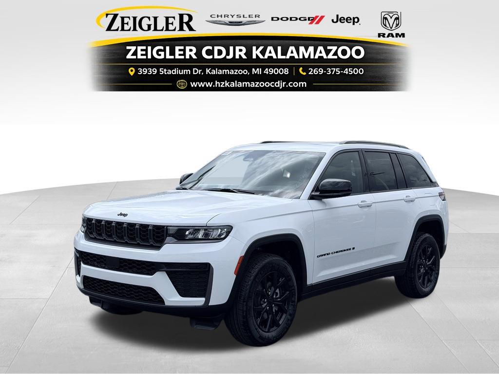 New 2026 Jeep Grand Cherokee Laredo