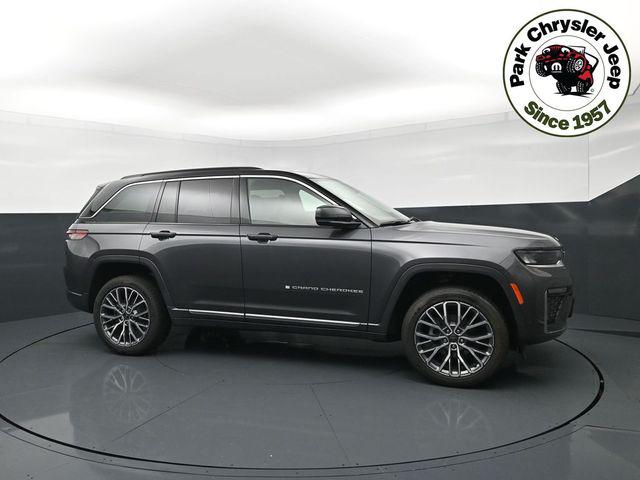 New 2026 Jeep Grand Cherokee Summit