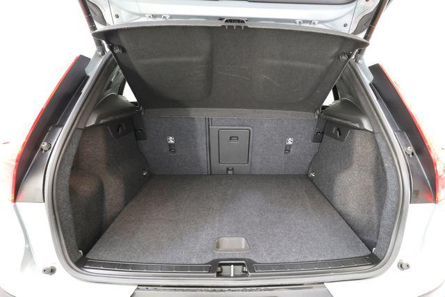 2025 Volvo XC40 B5 CORE BRIGHT THEME 缩略图 29