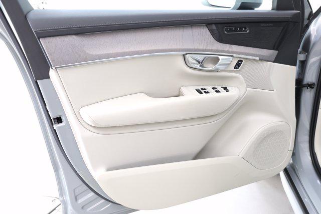صورة مصغرة 14 لـ 2026 Volvo XC90 ULTRA, B6 AWD GAS (MILD HYBRID), GASOLINE, BR