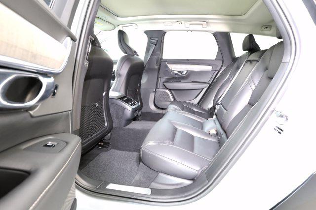 2025 Volvo V90 CROSS COUNTRY ULTRA, B6 AWD GAS (MILD HYBRID) — миниатюра 18