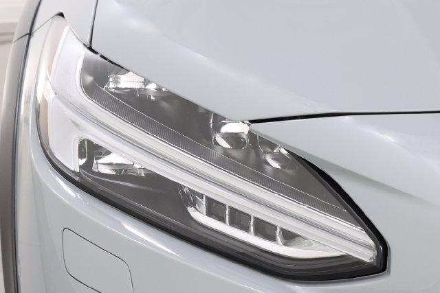2025 Volvo V90 CROSS COUNTRY ULTRA, B6 AWD GAS (MILD HYBRID) — миниатюра 12