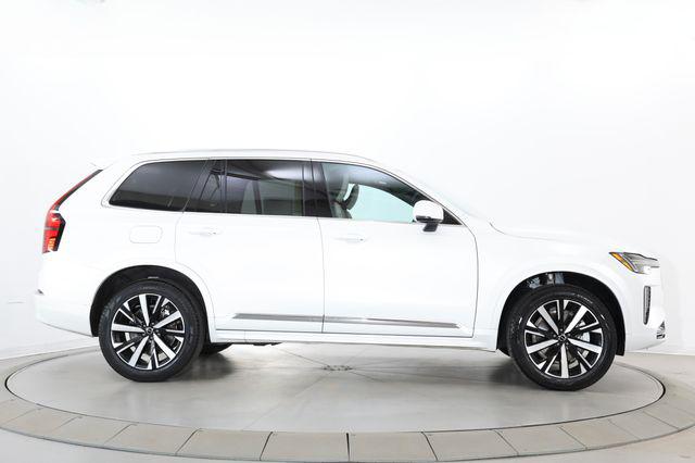 صورة 10 لـ 2025 Volvo XC90 B5 CORE