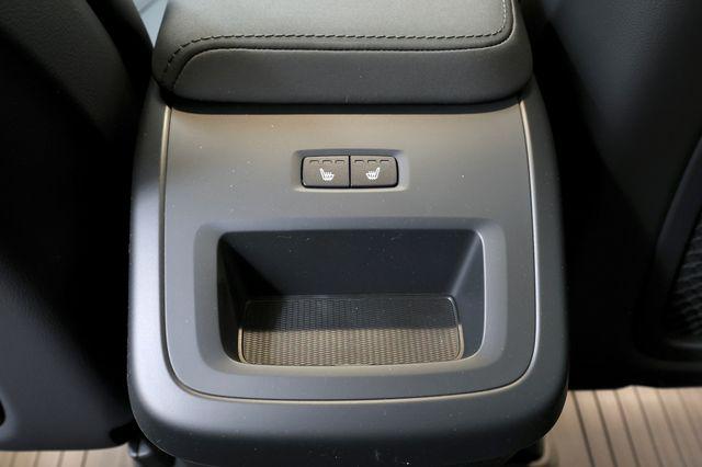 صورة مصغرة 17 لـ 2026 Volvo XC60 B5 PLUS