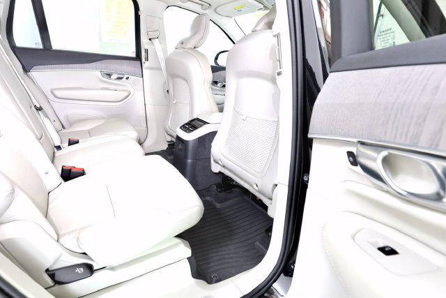 صورة مصغرة 20 لـ 2025 Volvo XC90 PLUG-IN HYBRID T8 CORE 7-SEATER