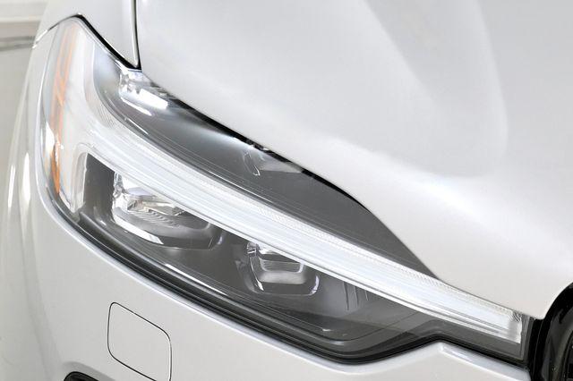 2025 Volvo XC60 B5 CORE thumbnail 12