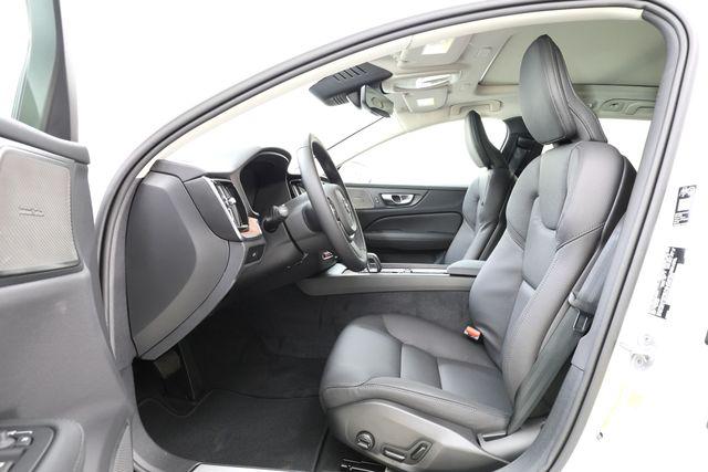 2026 Volvo V60 CROSS COUNTRY PLUS, B5 AWD GAS (MILD HYBRID) 缩略图 14