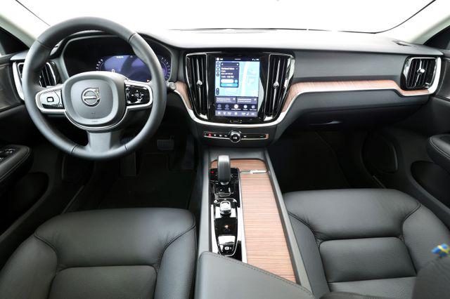 صورة 2 لـ 2026 Volvo V60 CROSS COUNTRY PLUS, B5 AWD GAS (MILD HYBRID)
