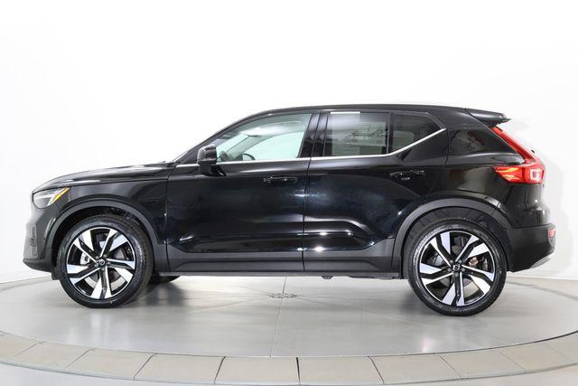 صورة 6 لـ 2023 Volvo XC40 B5 ULTIMATE BRIGHT THEME