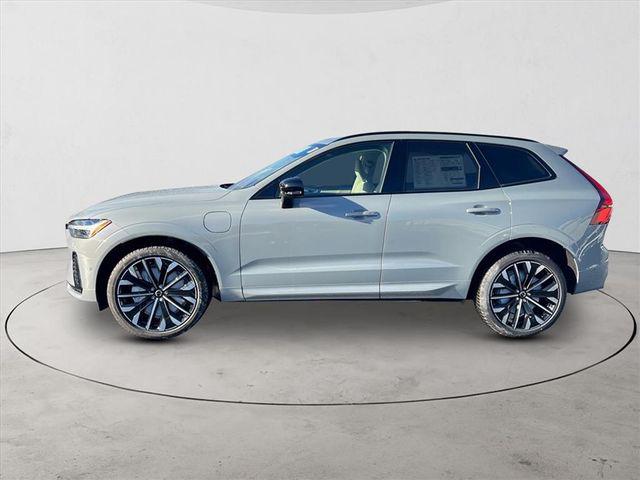 2026 Volvo XC60 PLUG-IN HYBRID ULTRA, T8 AWD ELECTRIC/GASOLIN — фото 2