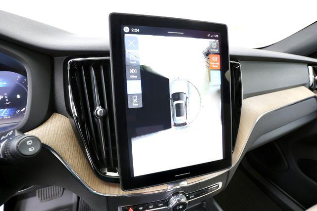 2026 Volvo XC60 B5 PLUS thumbnail 25